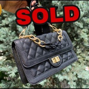 (SOLD) New Cute Black Crossbody Purse (SOLD)